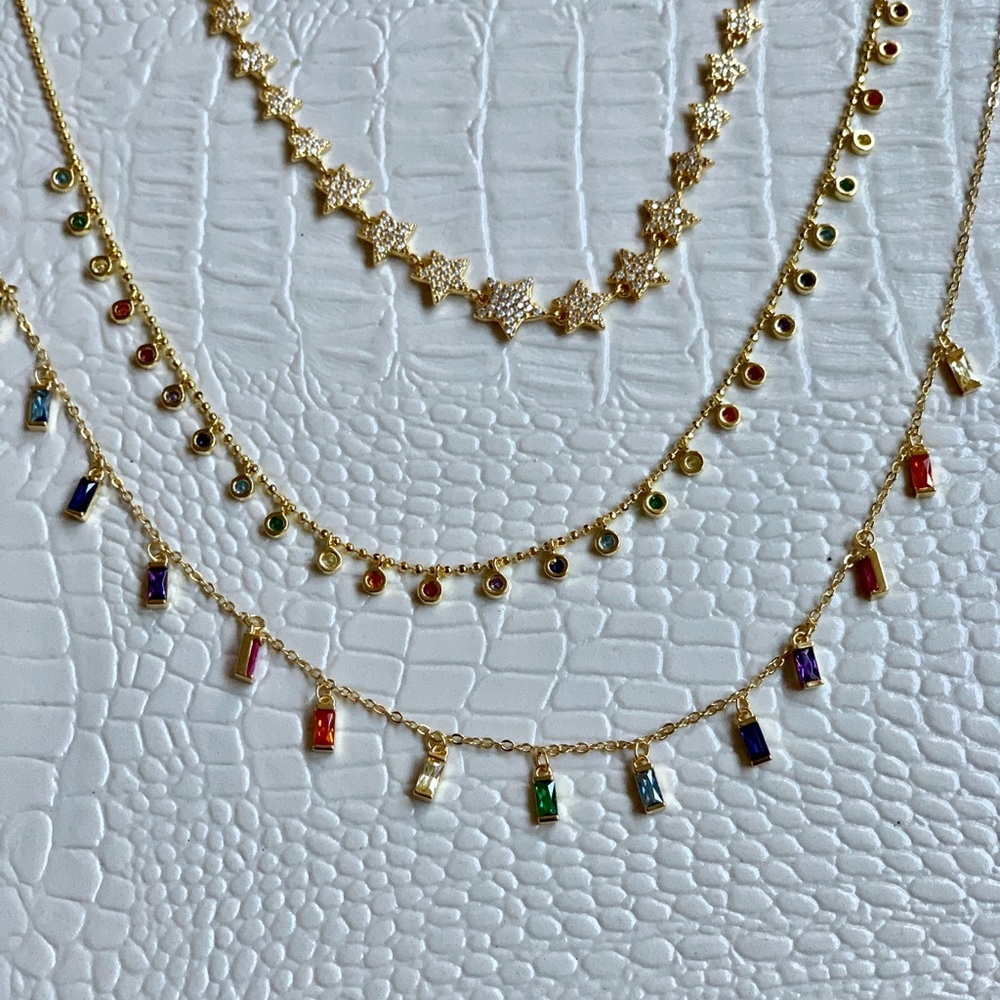 Rainbow drop shaker chain gorgeous